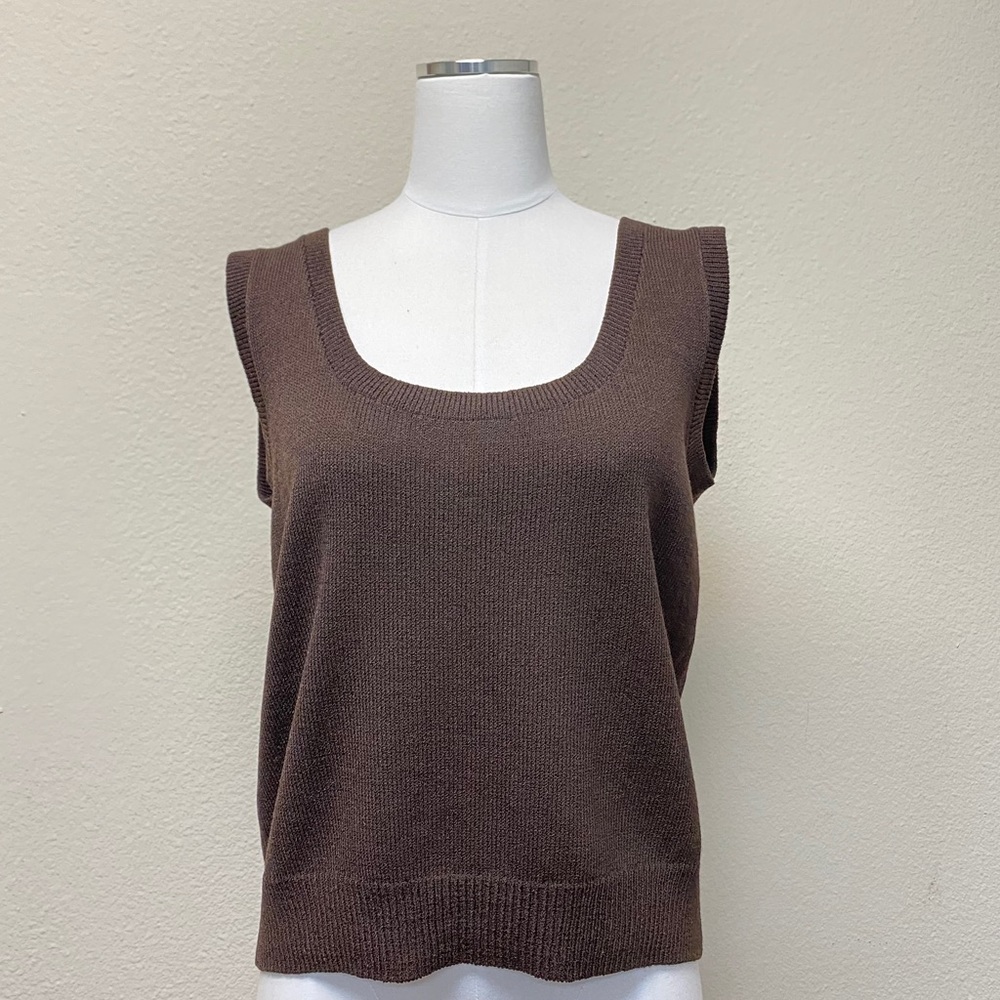 ⭐️SOLD⭐️St. John Basics Brown Tank